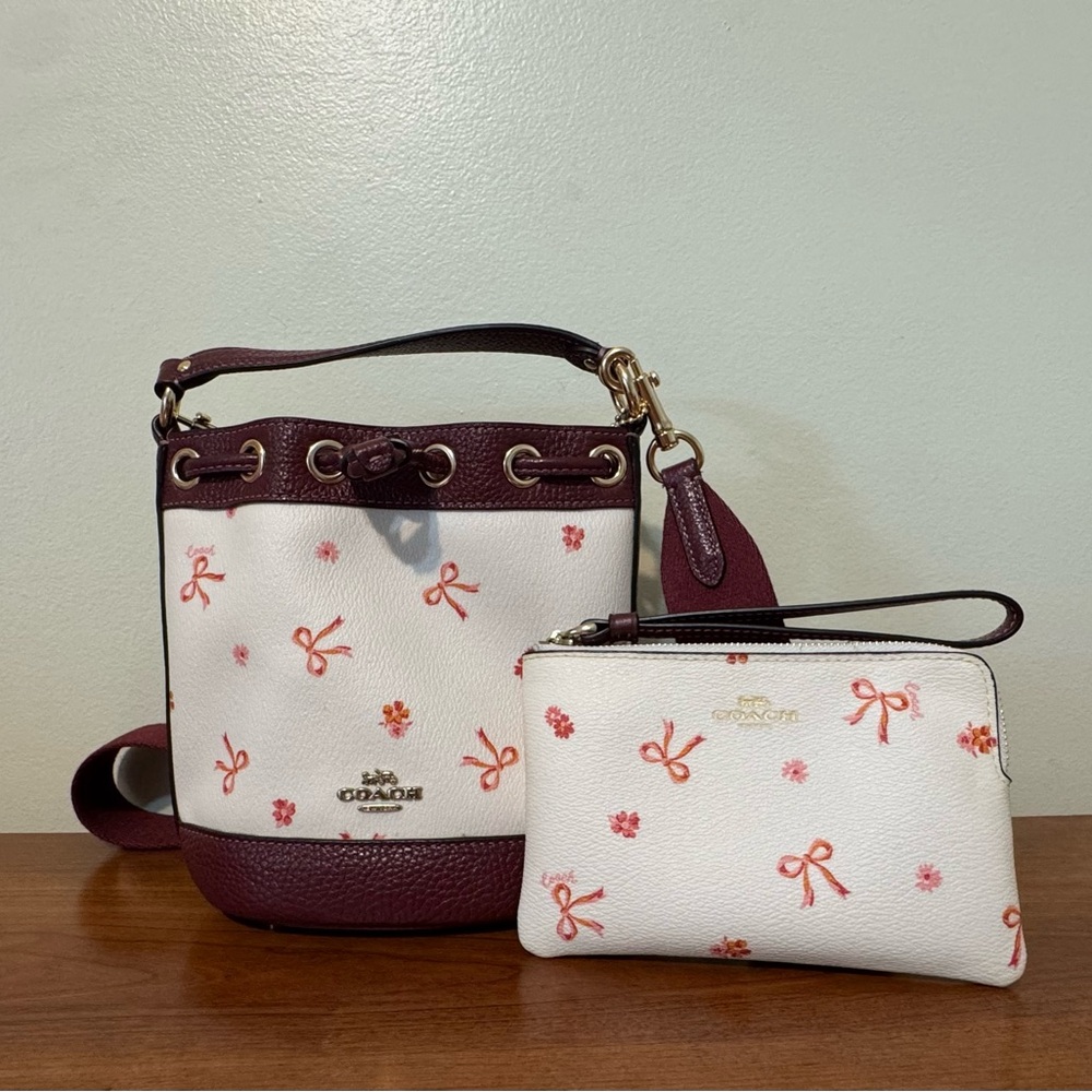 Coach Dempsey Drawstring Bucket Bag and Corner Zip Wristlet Set
